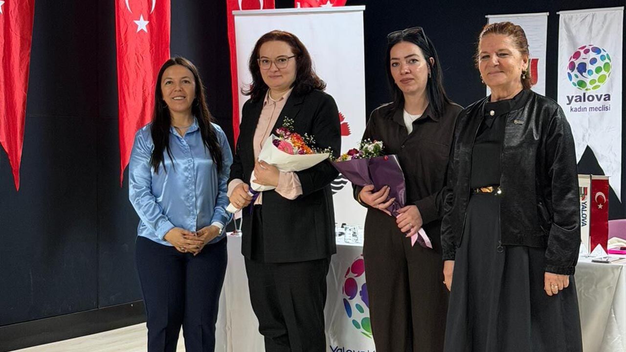 Yalova Kent Konseyi Kadin Meclisi Otizm Farkindalik Gunu Program Soylesi (1)
