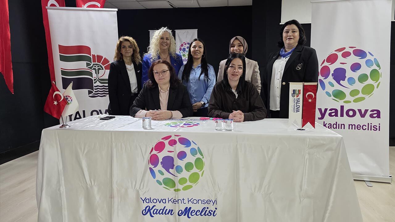 Yalova Kent Konseyi Kadin Meclisi Otizm Farkindalik Gunu Program Soylesi (2)