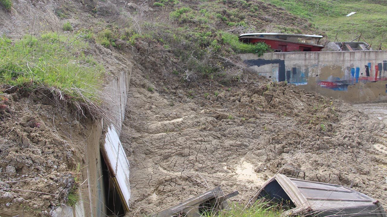 Yalova Kirazli Sanayi Sitesi Toprak Kayma Istinat Duvari Cokuntu Esnaf Sikayet (6)