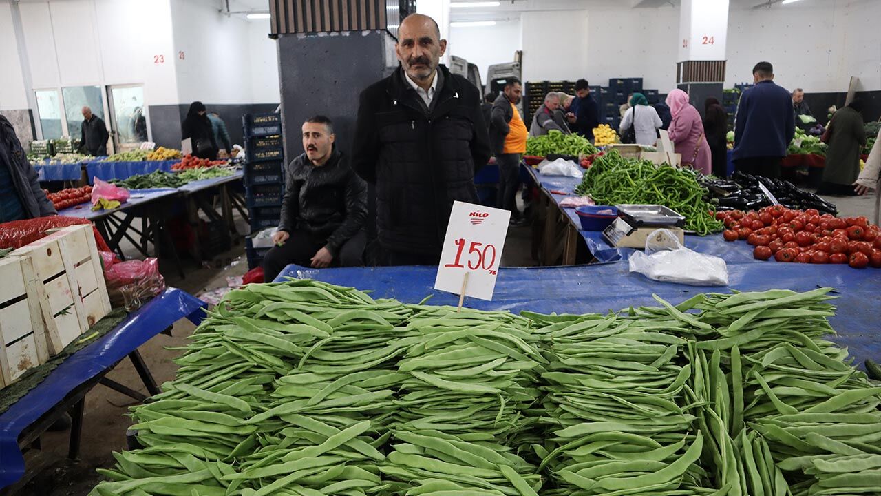 Yalova Semt Pazarı’nda Bahar Etiketi (18)