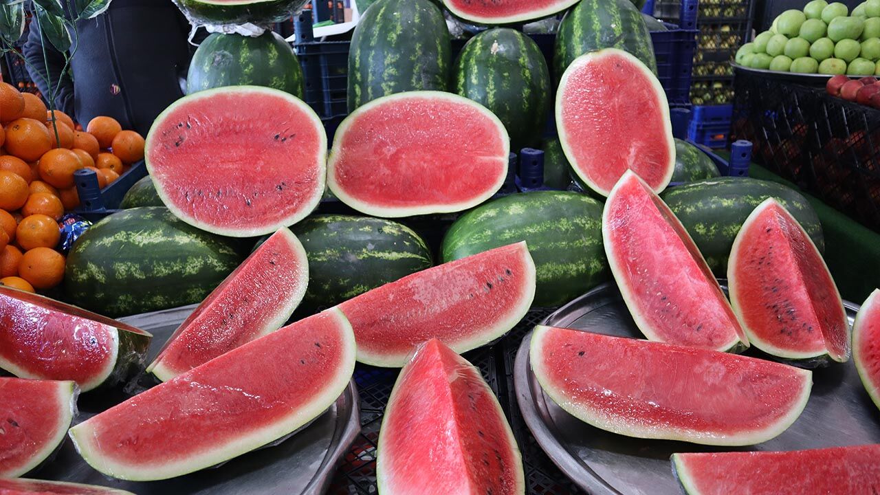 Yalova Semt Pazarı’nda Bahar Etiketi (8)