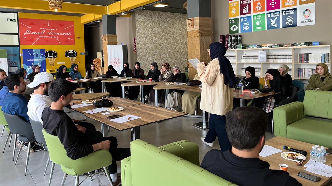 Yalova’da Gençlerden Evlilik Atölyesi’ne Yoğun İlgi (1)