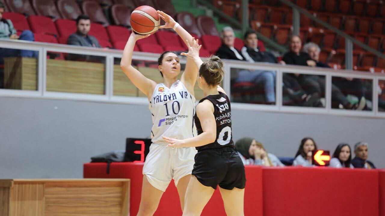 Alkışlar Bizim Kızlara (3)