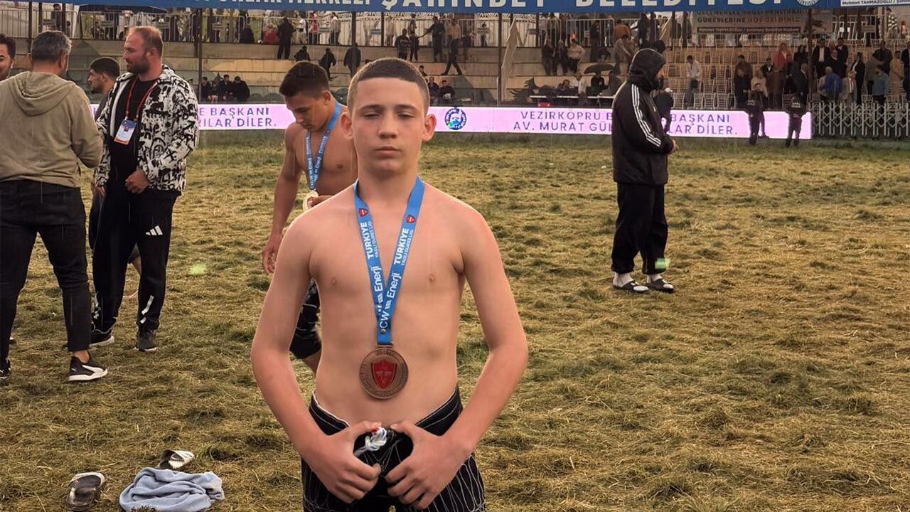 Altınovalı Pehlivanlardan Gaziantep’te Önemli Başarı (1)