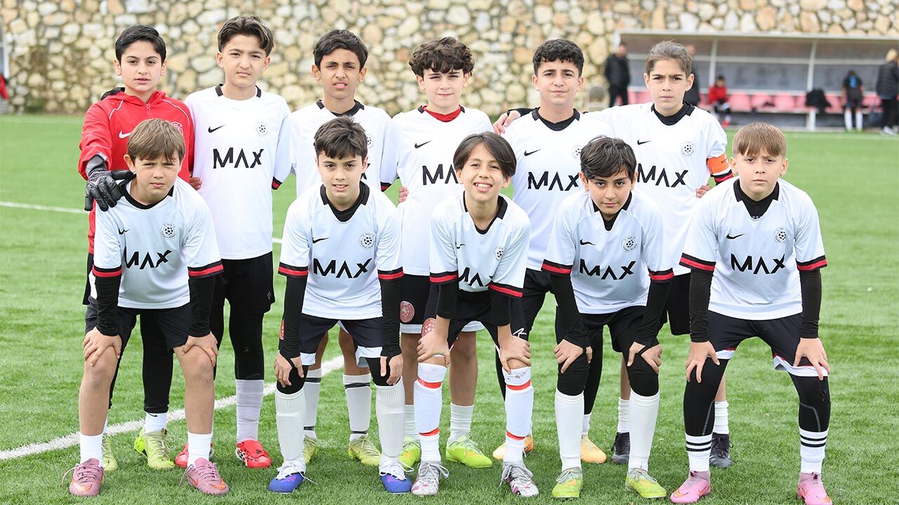 Futbolun Yükselen Yıldızları Yalova’da Parladı (1)