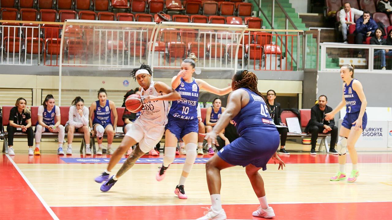 İşler İstediğimiz Gibi Gitmedi (1)