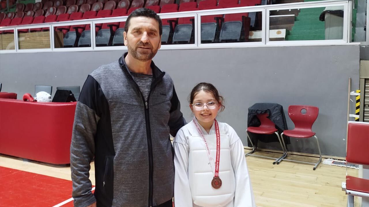 Taşköprülü Karatecilerden Tam 14 Madalya (5)