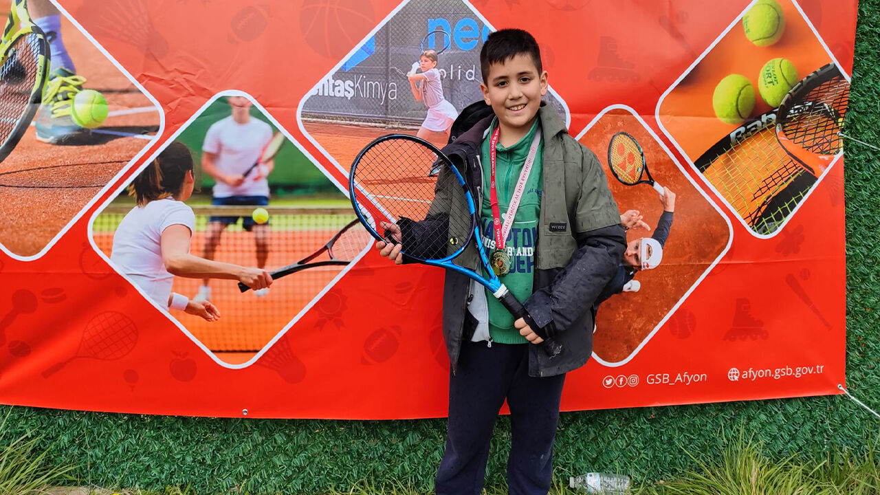 Yalova Tenis Ve Dağcılık Spor Kulübü Afyon’a Damga Vurdu (2)