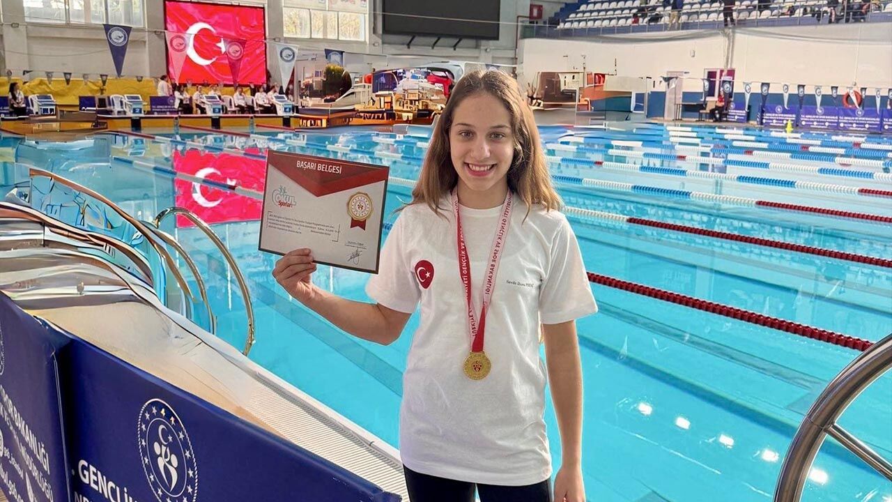 Yalovalı Yüzücüler İstanbul’da Boy Gösterdi (2)