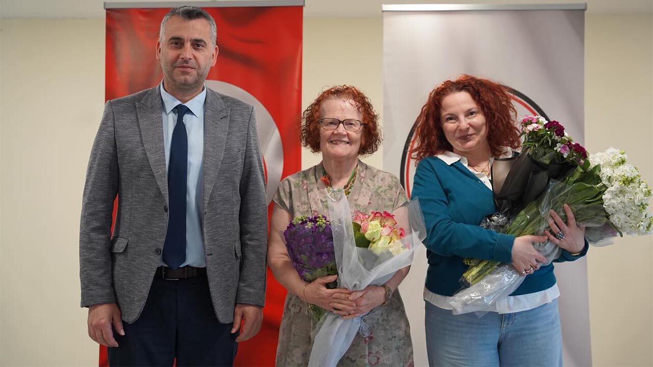 Afet’in Ay Macerası Okurlarıyla Buluştu (1)