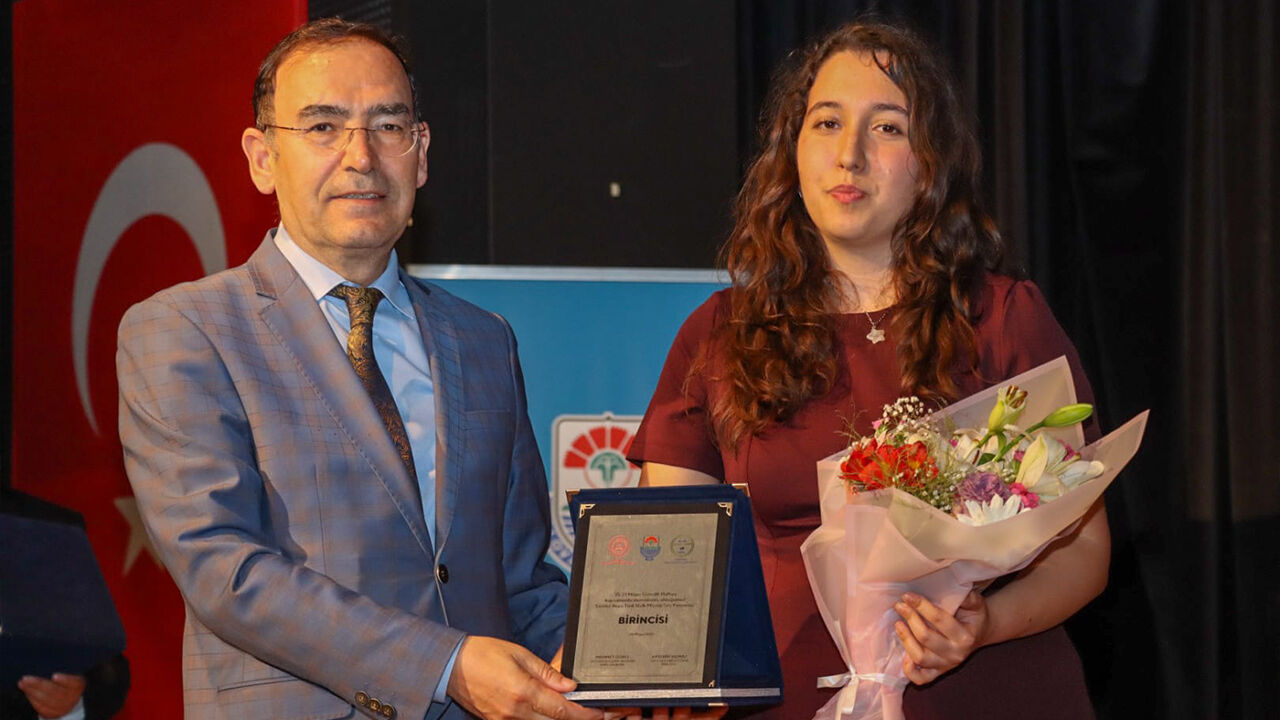 Liseler Arası Türkü Yarışması Gerçekleştirildi (7)