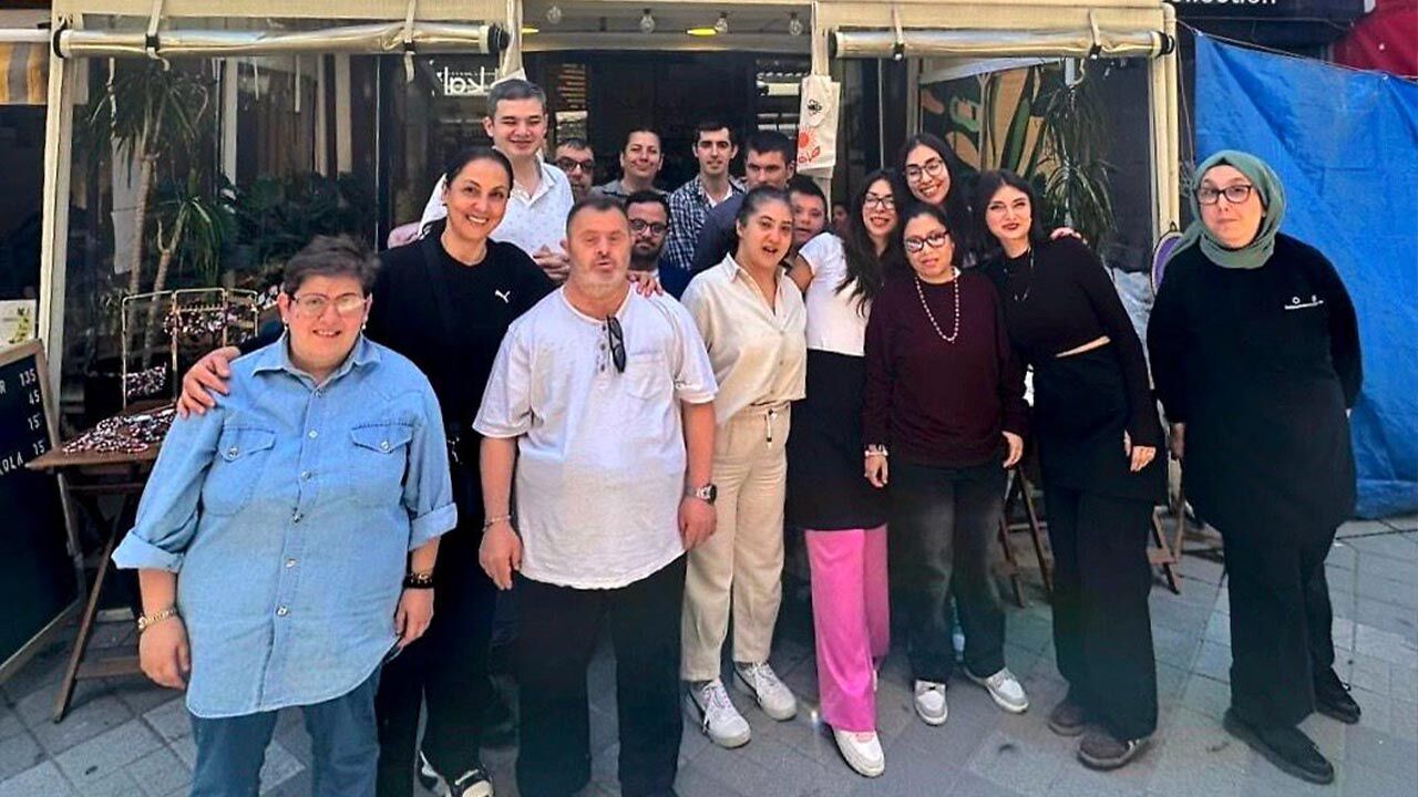 Luen Coffee'de 3 Dakikalık Empati Buluşması (2)