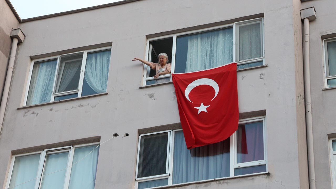 Chp Yalova Il Genclik Kollari 19 Mayis Yuruyus Kortej Haber (1)