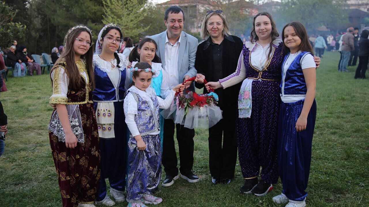 Subaşı’nda Hıdırellez Ateşi Yandı (2)