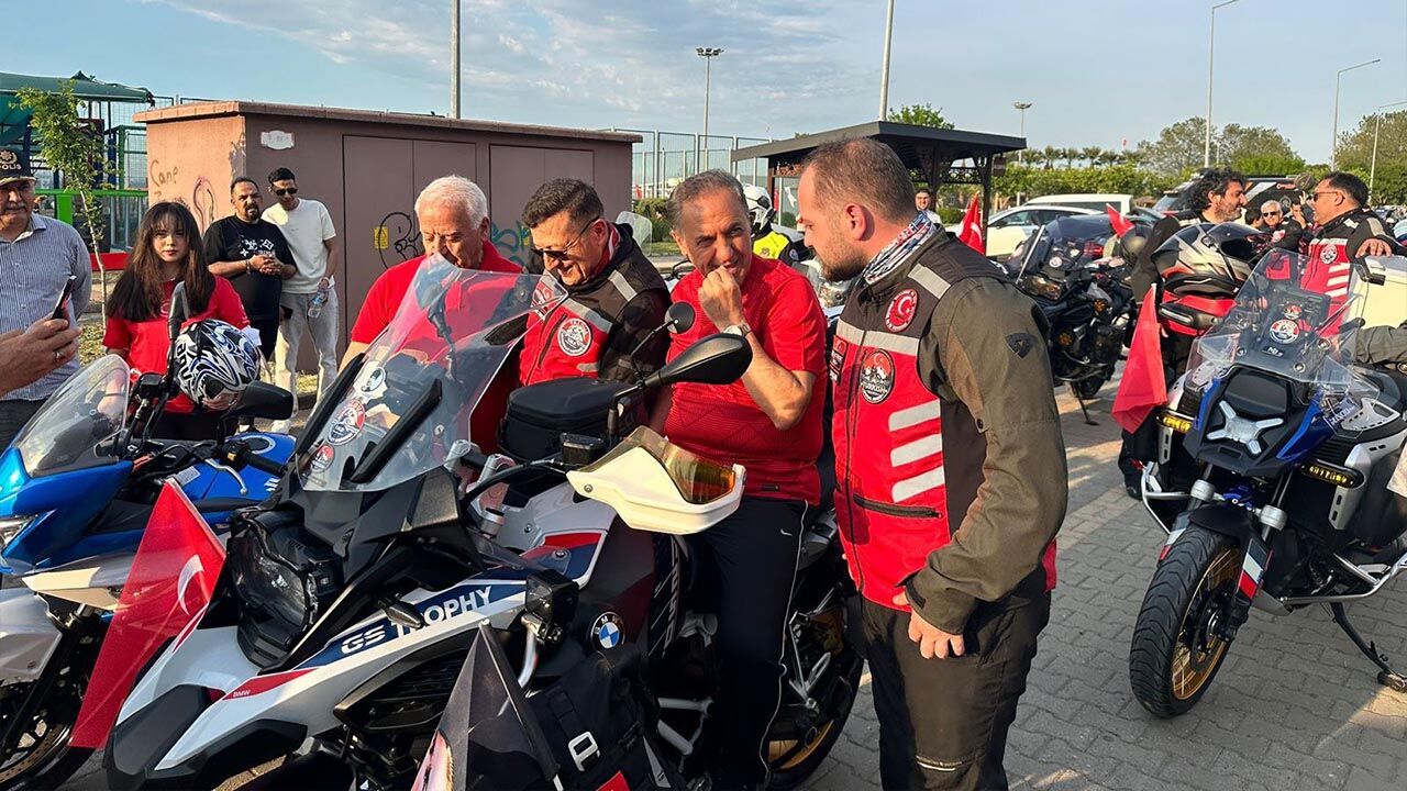 Motorcular Sürdü, Yalova Alkışladı (3)