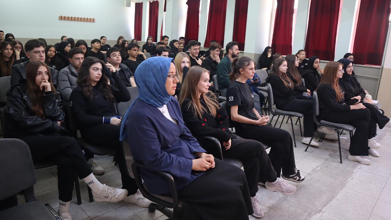Yalova Gazetesinden Sezgin Altınel, Orhangazi Çpal’de Mesleki Deneyimlerini Paylaştı Haber (5)