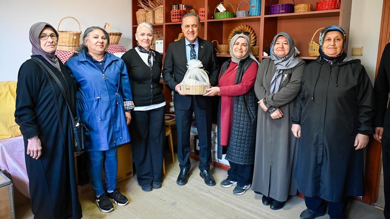 Vali Usta Üreten Kadınlarla Buluştu (4)
