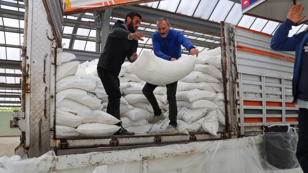 Yalova Belediyesi, Arı Üreticilerine Besi Desteği Verdi (4)