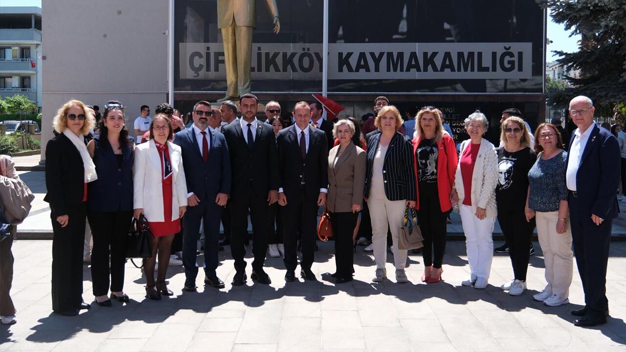 Yalova Ciftlikkoy 19 Mayis Ataturk Anma Genclik Spor Bayrami Kutlama Haber (2)