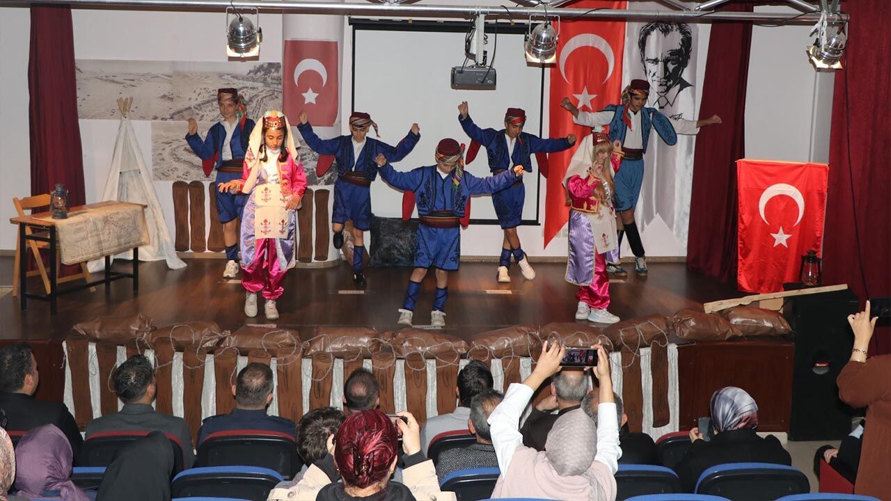 Yalova Ciftlikkoy Belediye Kut Ul Amare Birinci Dunya Savasi Zafer Anma Ogrenciler Haber (2)