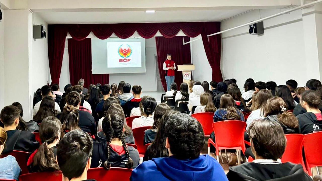 Yalova Cinarcik Armutlu Genclik Guvenli Gelecek Okullar Emniyet Egitim (1)
