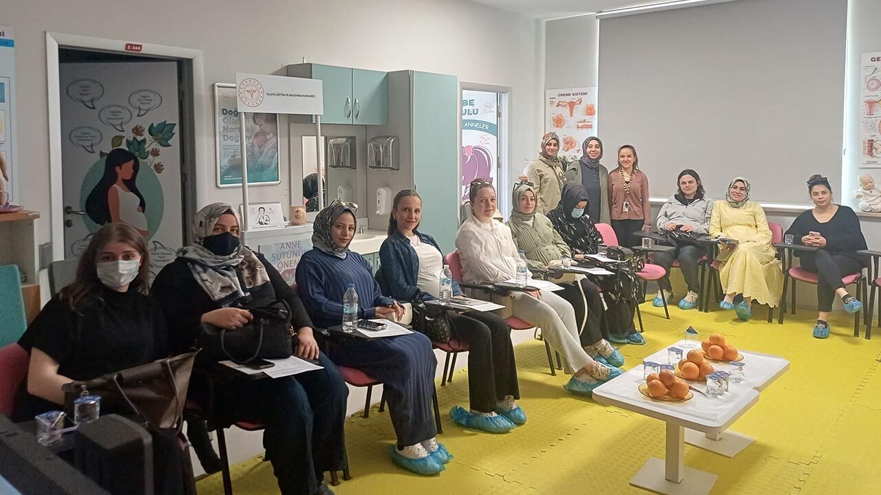 Yalova Egitim Arastirma Hastane Gebe Okul Mayis Ayi Anne Adayi (1)