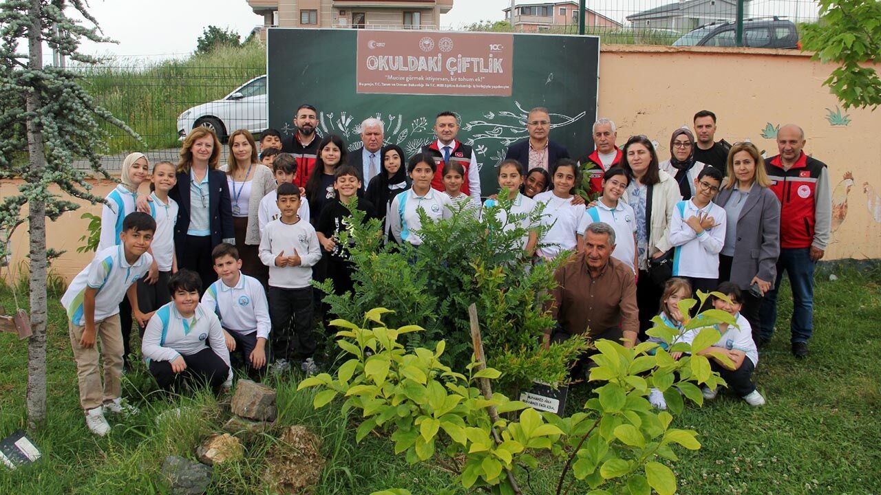 Yalova Ilkokulu Ogrenciler Tohum Toprak Haber (3)
