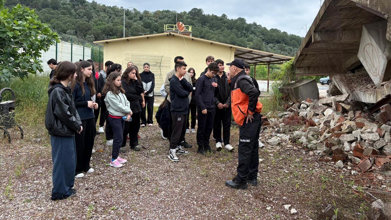 Yalova Ted Koleji Uygulamali Arama Kurtarma Egitim (2)