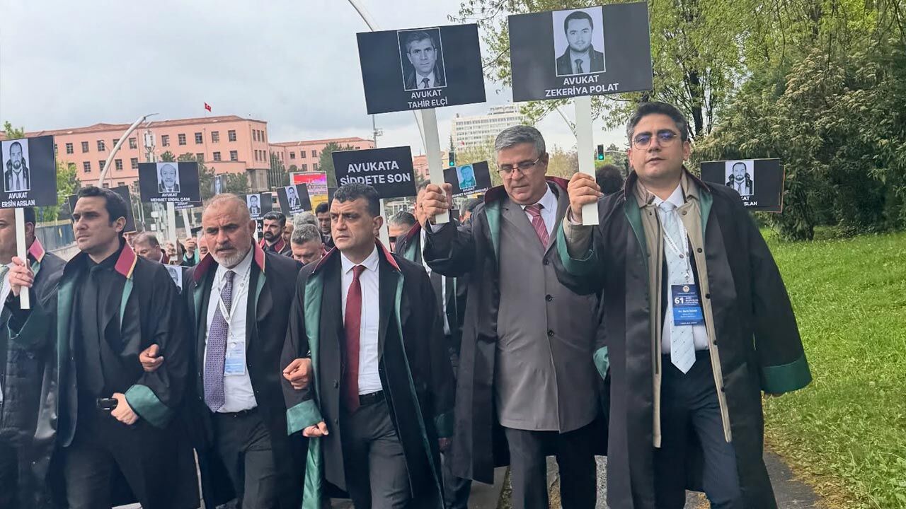 Yalova Turkiye Barolar Birligi Toplanti Avukata Siddet Tepki Yuruyus (5)