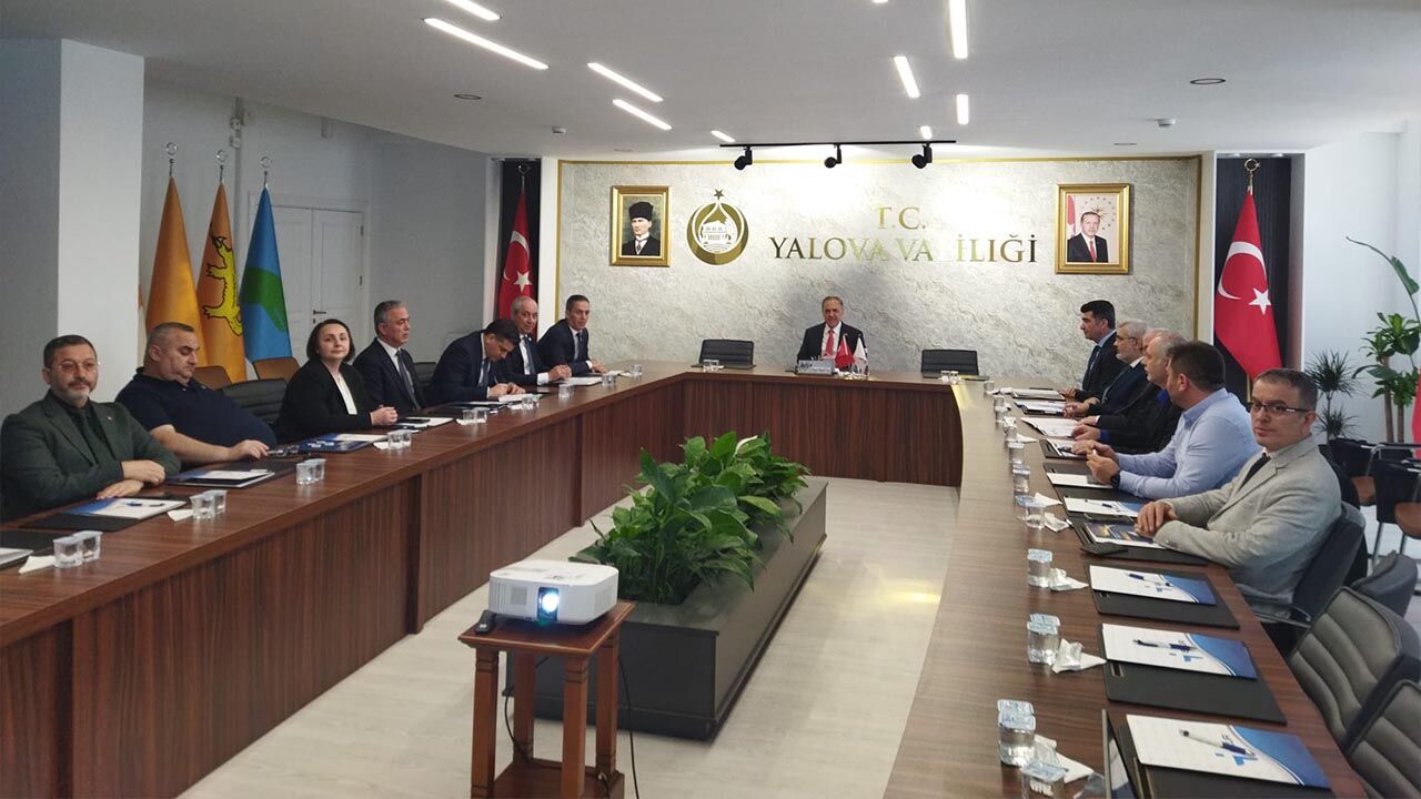 Yalova Valilik Iskur Il Istihdam Mesleki Egitim Kurul Toplanti (1)