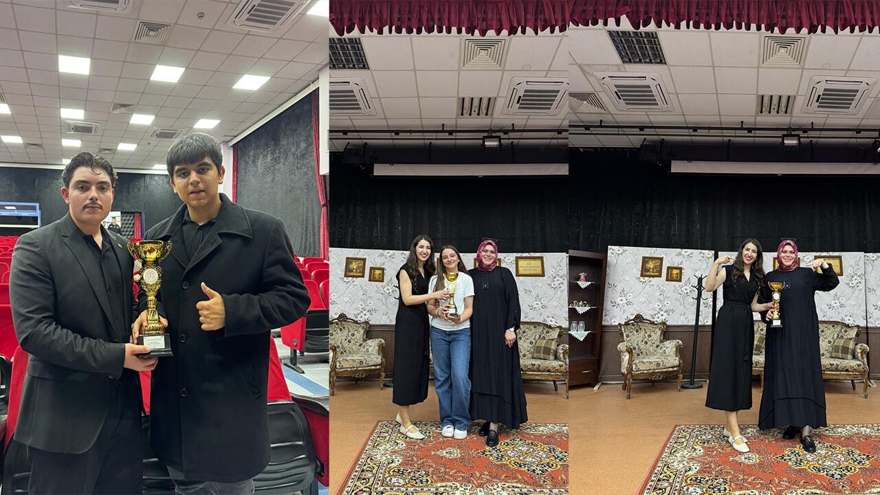 Yalova’nın En İyi Tiyatro Ekibi Altınova Selahattin Aslan Anadolu Lisesi (12)
