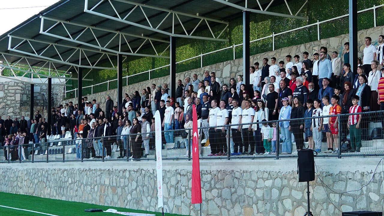 Armutlu’da Efsaneler 70. Yıla Özel Bir Araya Geldi (4)