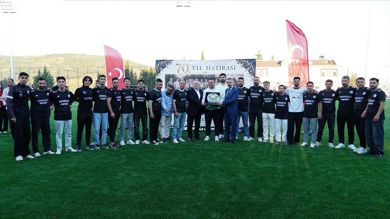 Armutlu’da Efsaneler 70. Yıla Özel Bir Araya Geldi (5)