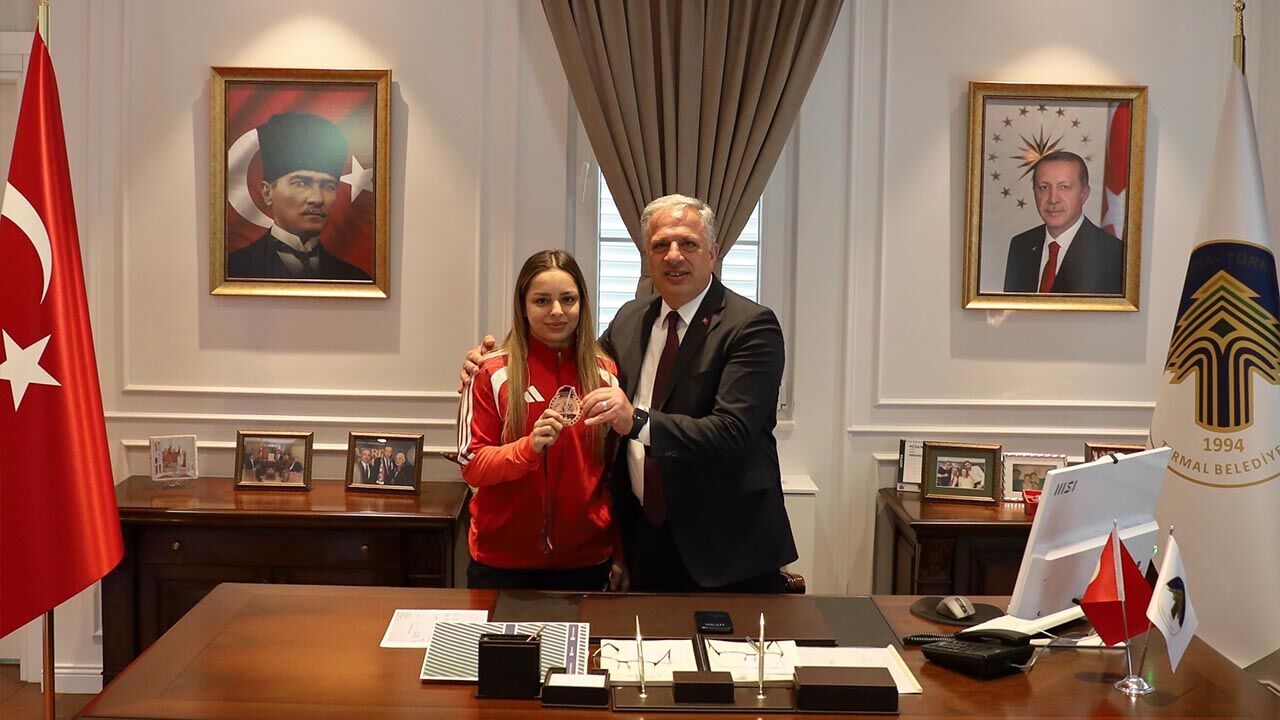 Avrupa Üçüncüsü Tuba Termal’de Gururla Karşılandı (3)