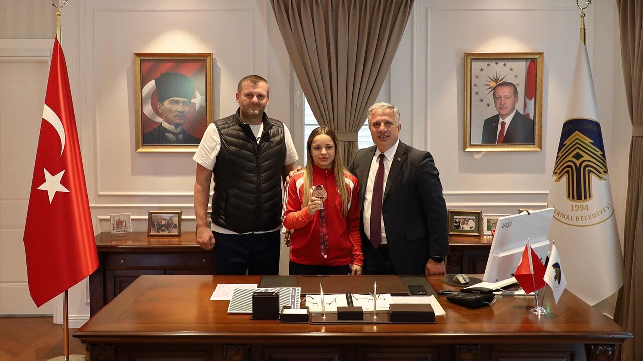 Avrupa Üçüncüsü Tuba Termal’de Gururla Karşılandı (4)