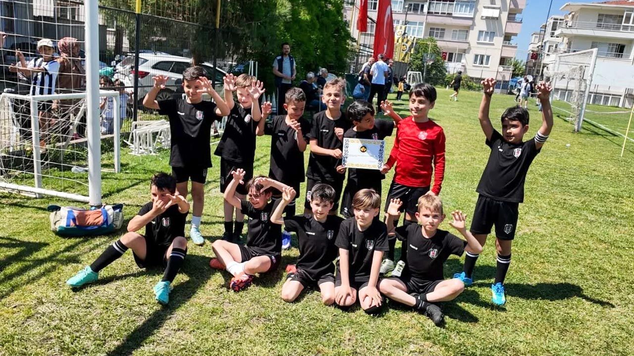 Çınarcık'ta 19 Mayıs Coşkusu Sahaya Taştı! (3)