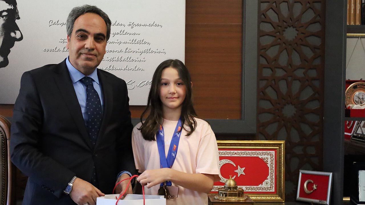 Türkiye Üçüncüsü Nehir Ada, Müdür Kılıç’ın Konuğu Oldu (1)