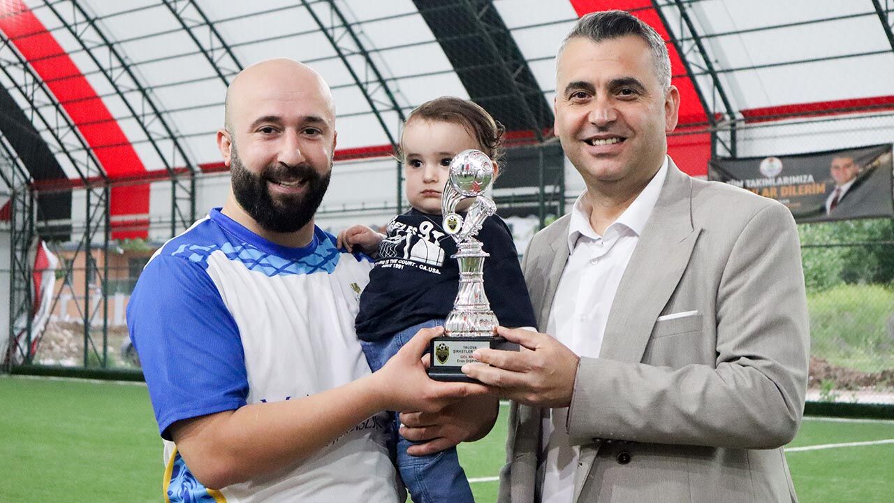 Yalova Sirketler Ligi Futbol Winnersport Gemak Mustank Sampiyon (1)