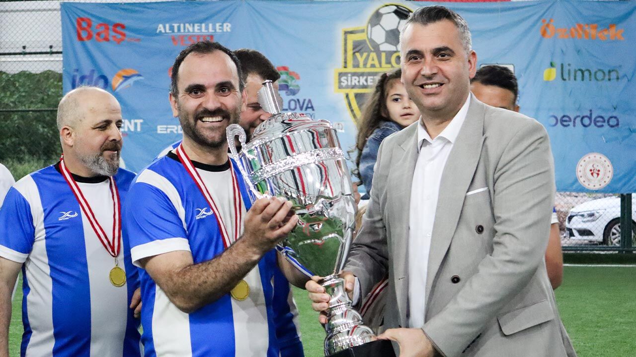 Yalova Sirketler Ligi Futbol Winnersport Gemak Mustank Sampiyon (7)