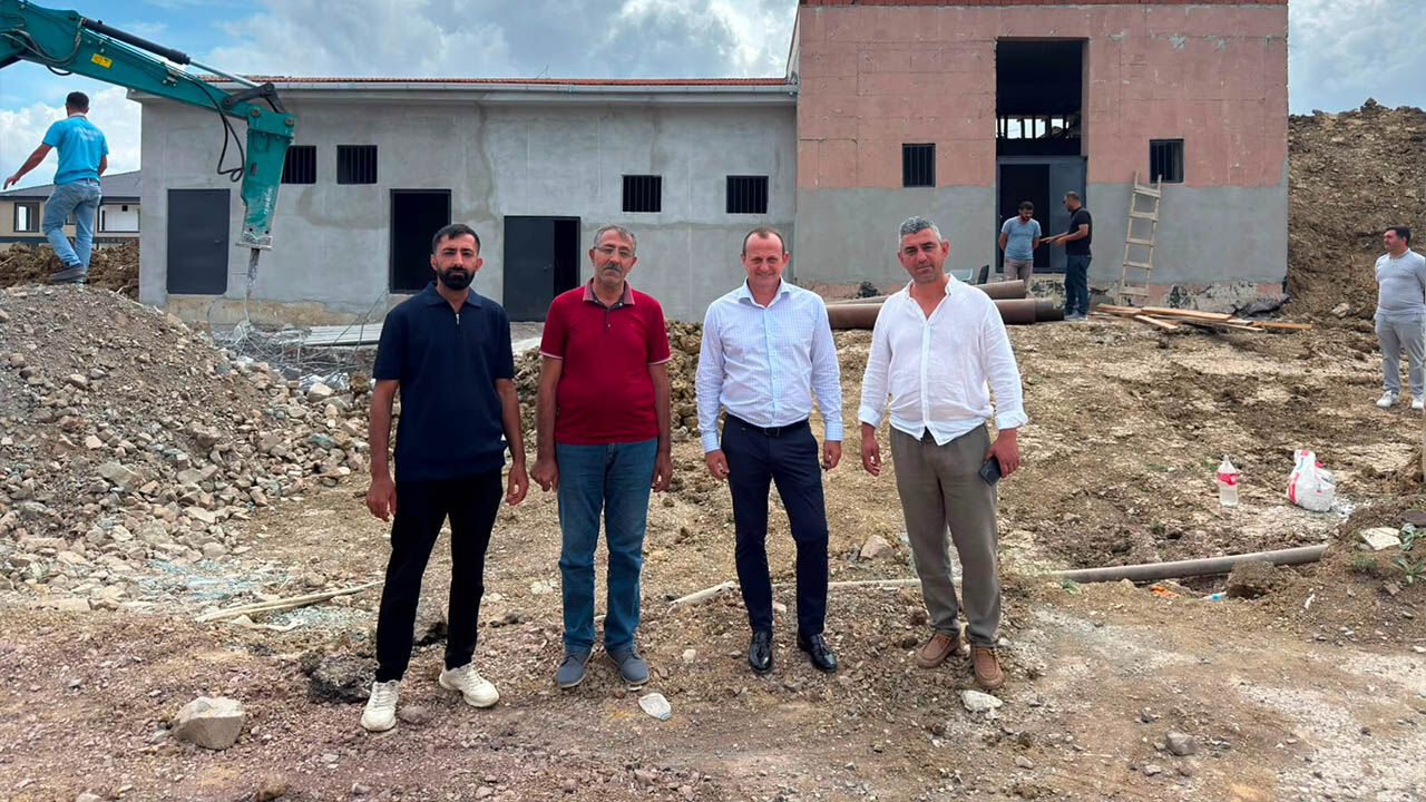 Başkan Yele Su Deposunu İnceledi (4)