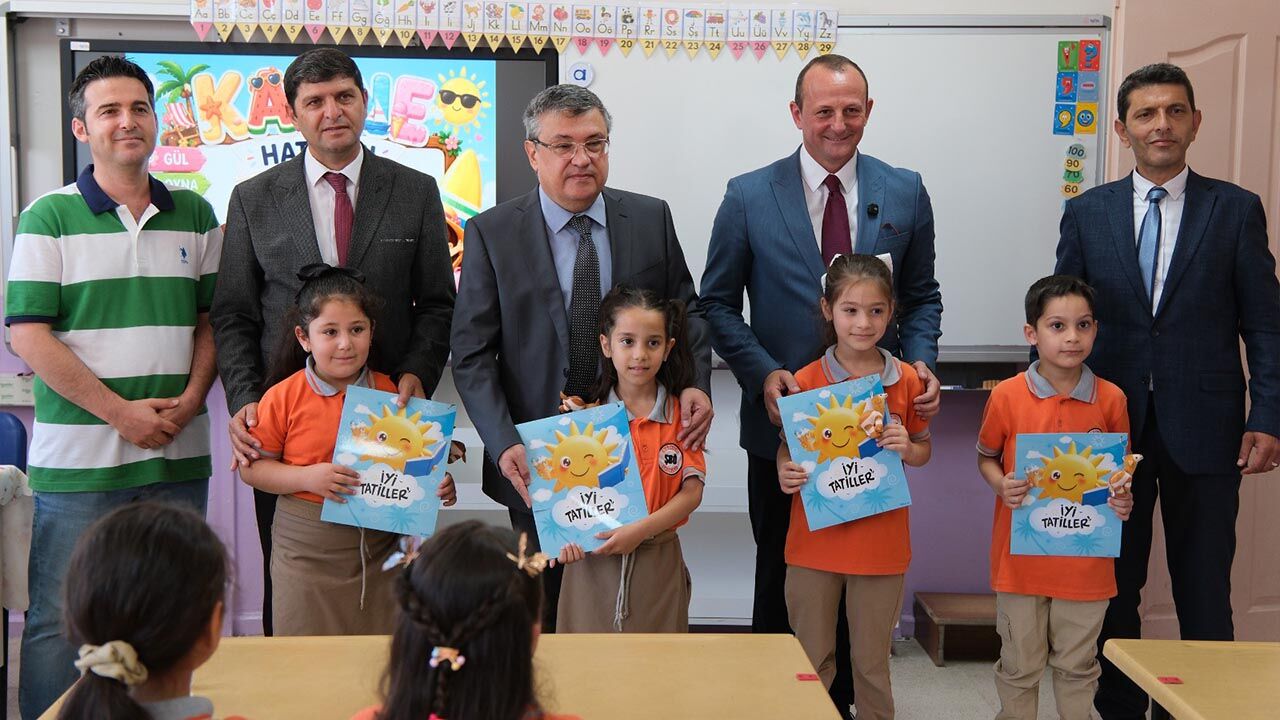 Çiftlikköy’de Eğitim Yılı Karne Coşkusuyla Sona Erdi (1)