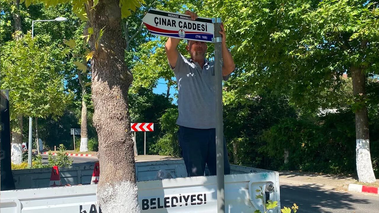 Kadıköy’de Sokak Tabelaları Yenileniyor (2)