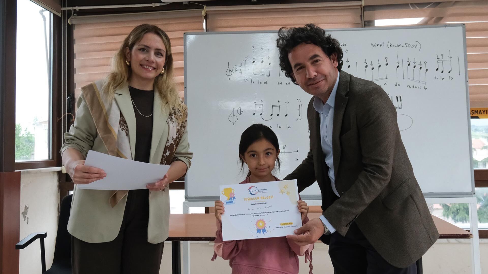 Minik Akıl Zeka Kursiyerleri Sertifikalarına Kavuştu (3)