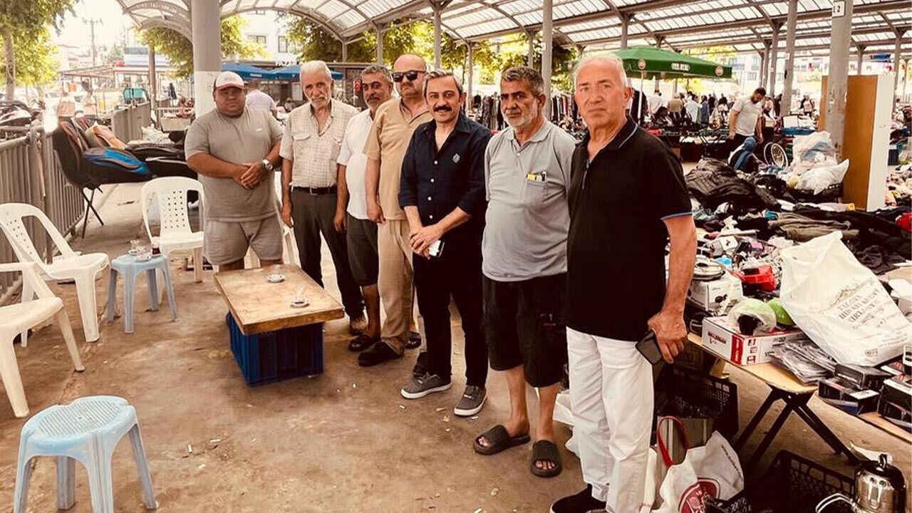 Yalova Adnan Menderes Nedret Ayaz Iklinci El Pazar Yeri Saat Kurulum Tartisma (1)