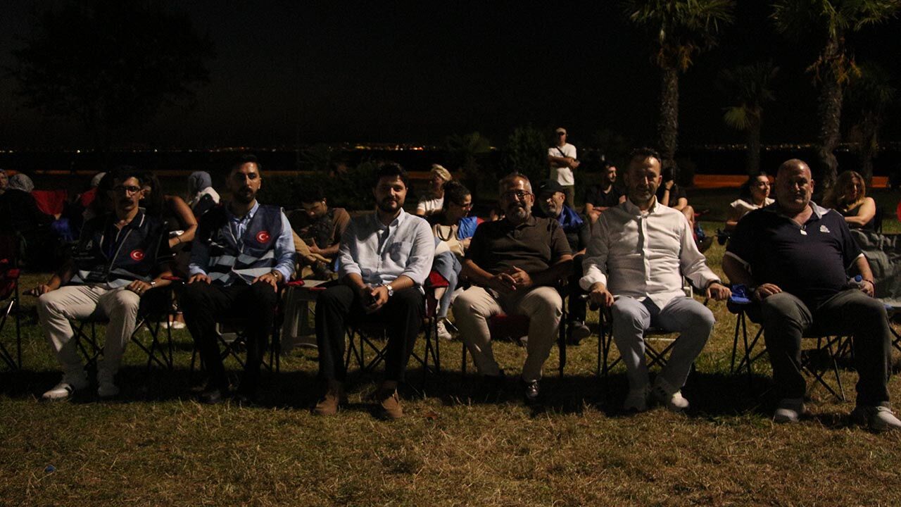 Yalova Anahtar Parti Genclik Kollari Carlie Chaplin The Kid Acik Hava Sinema (2)