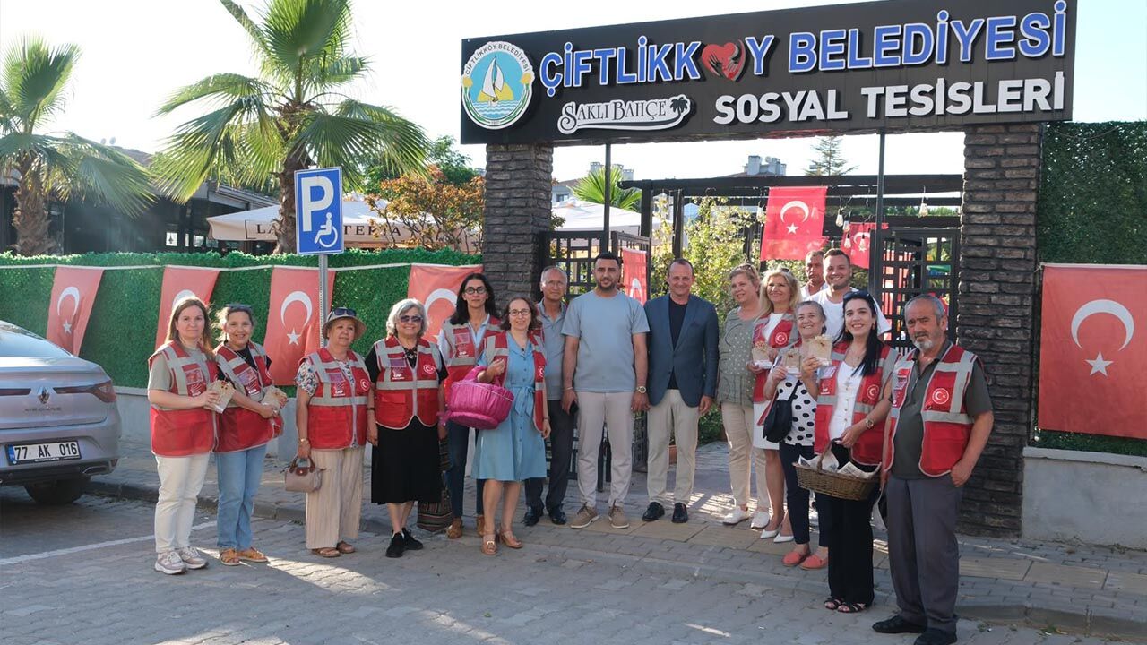 Yalova Ciftlikkoy Belediye Baba Gun Babalar Gunu (2)