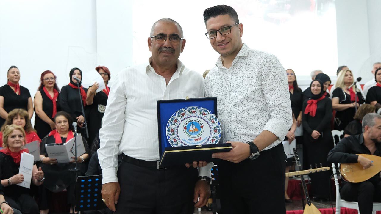 Yalova Ciftlikkoy Belediye Turk Halk Muzigi Koro (1)