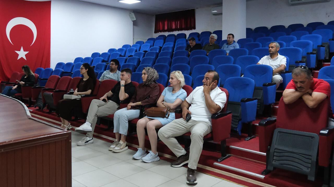 Yalova Ciftlikkoy Belediyesi Is Sagligi Guvenligi Personel Toplanti (4)