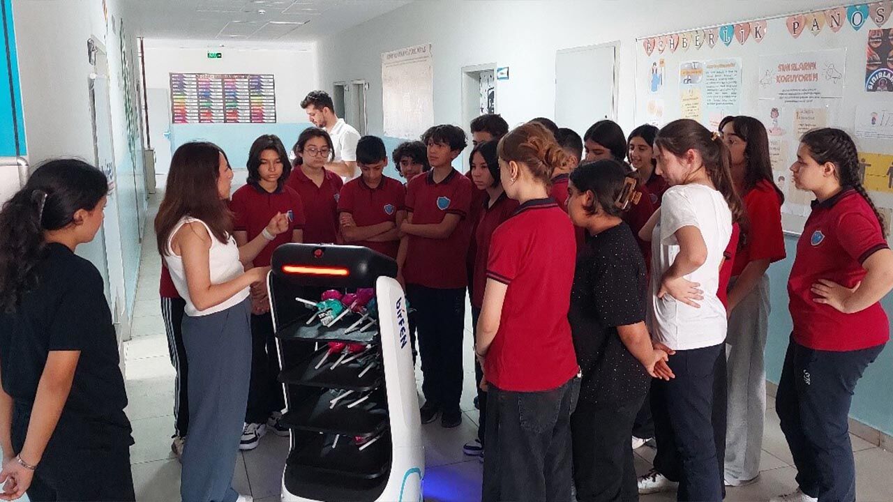 Yalova Ciftlikkoy Sehit Talha Bahadir Lise Ogrenciler Teknoloji Etkinlik (2)