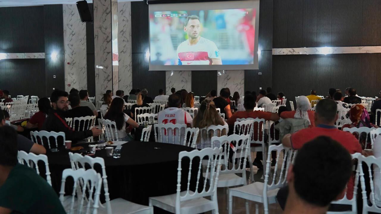 Yalova Ciftlikkoy Spor Mac Izleme Baskan Adil Yele Belediye (1)